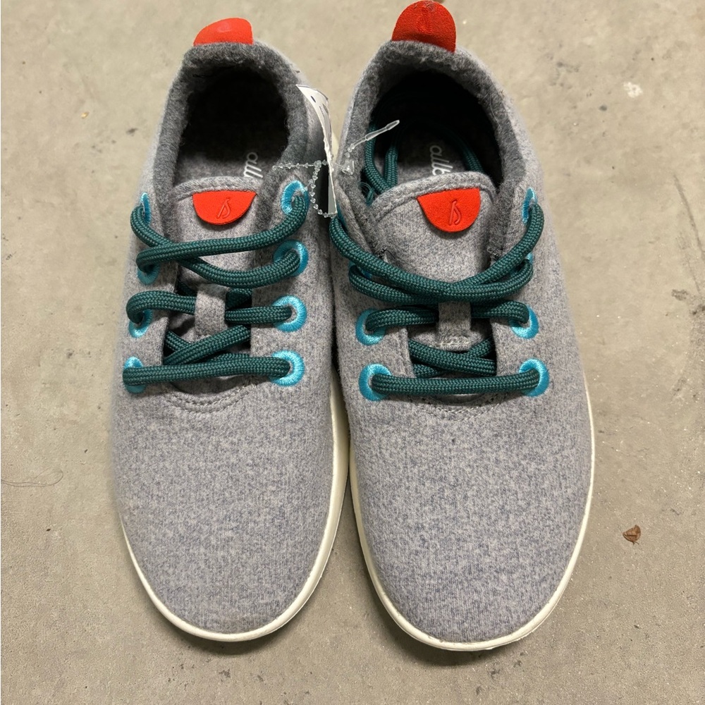 NWT Allbirds Women Gray Wool Runners Size 5